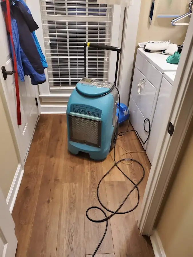 Commercial dehumidifier deployed for Crawl Space Restoration in Tyler